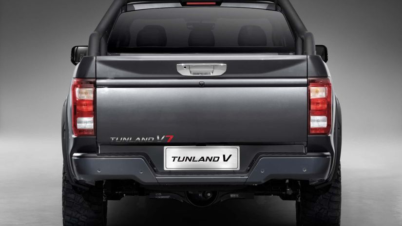Foton divulga preço da picape Tunland no Brasil