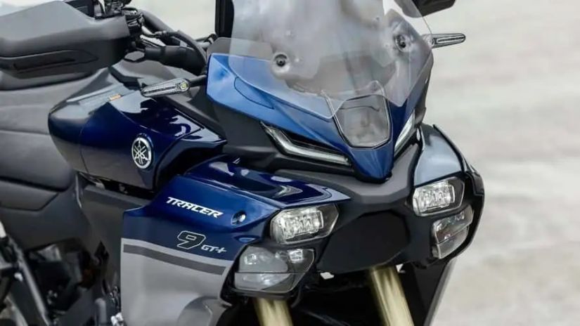 Yamaha lança moto com faróis de LED matriciais