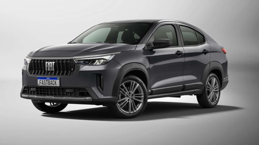 Fiat lança novo Fastback 2026 com atualização visual