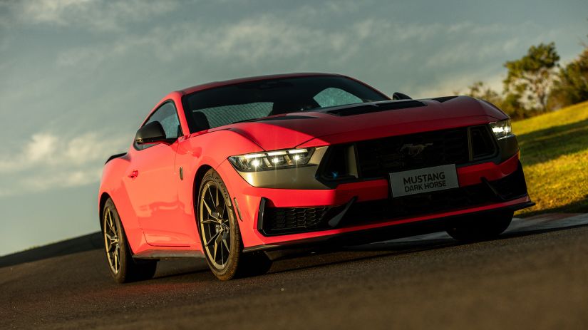 Ford Mustang Dark Horse