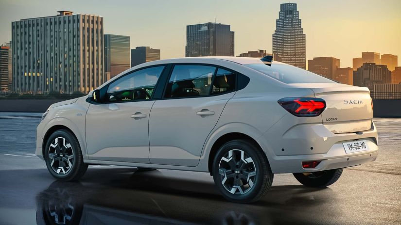 Renault Logan 2026 ganha novo visual e mais itens, mas segue fora do Brasil