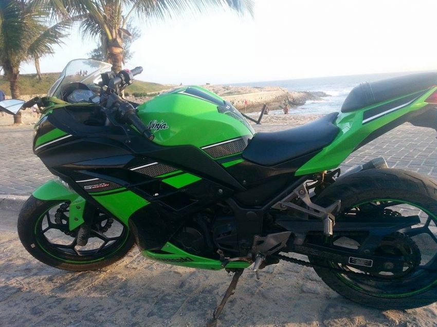 Kawasaki Ninja 300 (ABS) 2013/2013 - Salão da Moto - 1593