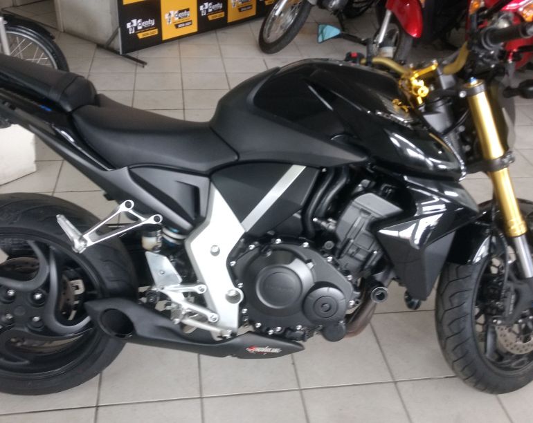 Cb 1000r preta