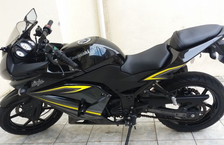 Kawasaki Ninja 250R 2012/2012 - Salão da Moto - 11992