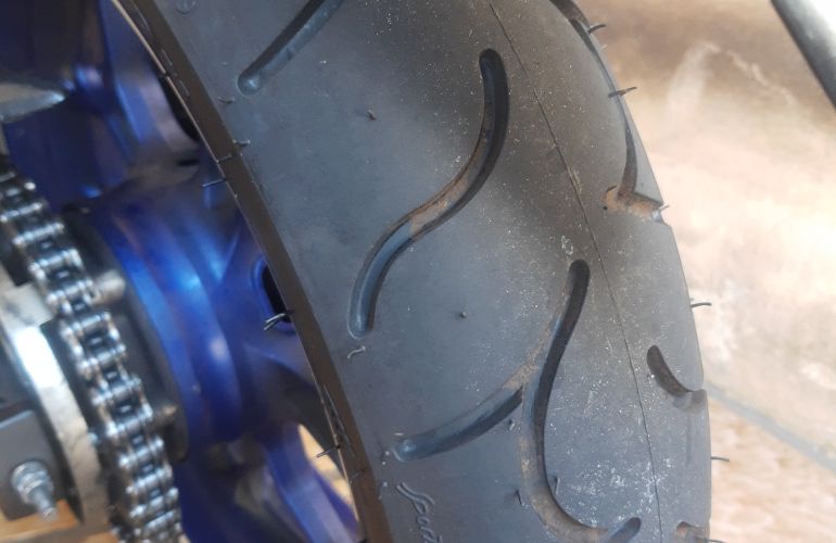 Yamaha YZF R3 (ABS) - Foto #1