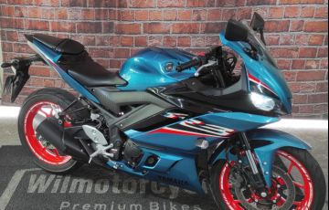 Yamaha YZF R3 (ABS) - Foto #1