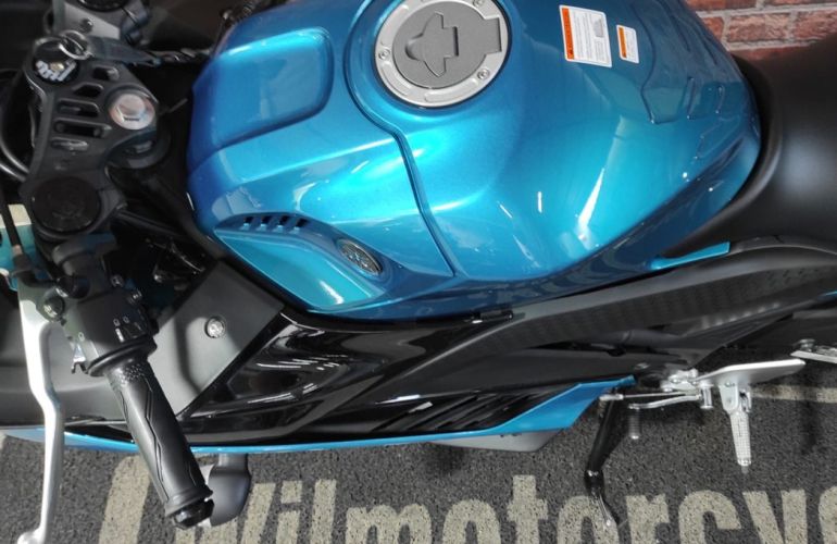 Yamaha YZF R3 (ABS) - Foto #8