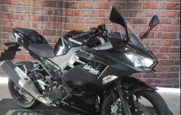 Kawasaki Ninja 400 - Foto #2