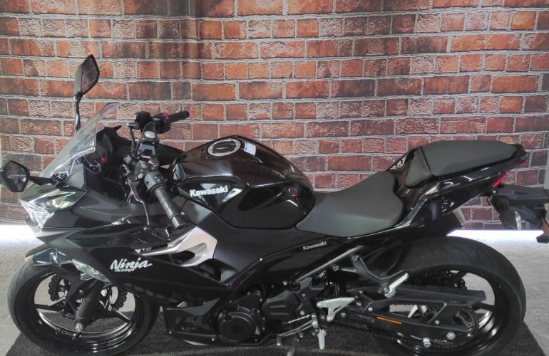Kawasaki Ninja 400 - Foto #9