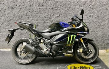 Yamaha YZF R3 (ABS) - Foto #1