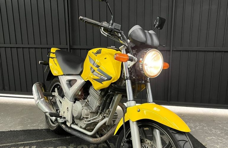 Honda Cbx 250 Twister 2008/2008 - Salão da Moto - 18381