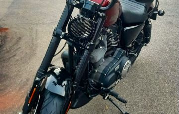 Harley-Davidson Sportster 1200 Roadster - Foto #8