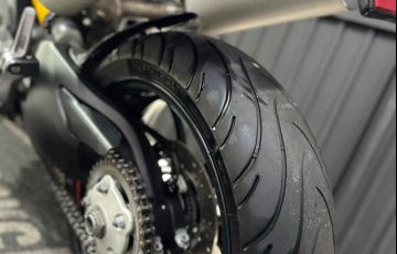 Ducati Monster 796 - Foto #4