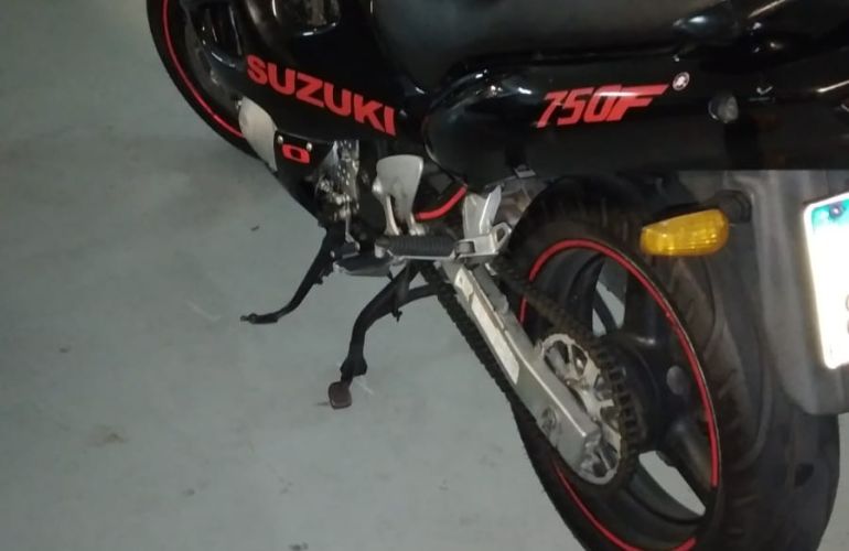Suzuki Gsx 650 F - Foto #3
