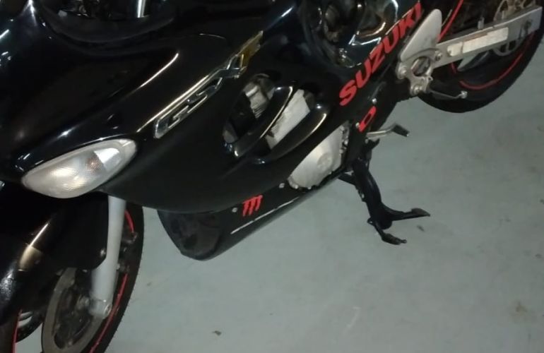 Suzuki Gsx 650 F - Foto #4