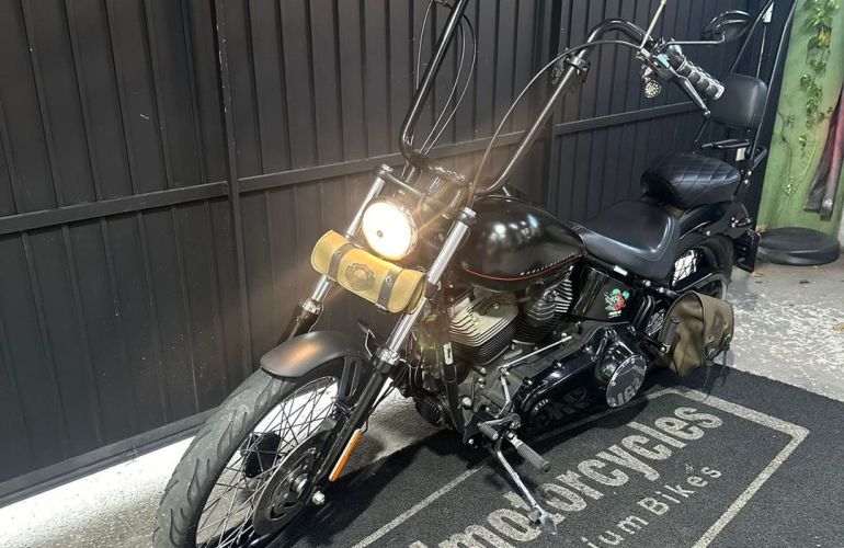 Harley-Davidson Softail Blackline - Foto #6