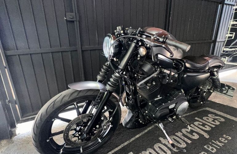 Harley-Davidson Sportster Iron 883 - Foto #7