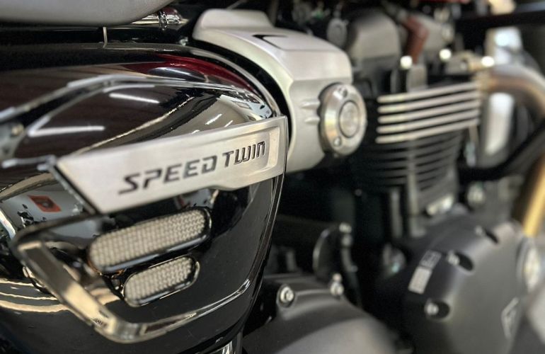 Triumph Speed Twin - Foto #6