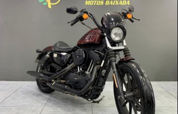 Harley-Davidson Sportster 1200 Custom - Foto #1