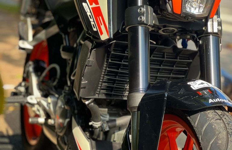 KTM Duke 200 - Foto #5