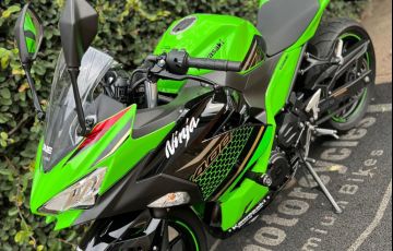 Kawasaki Ninja 400 - Foto #3