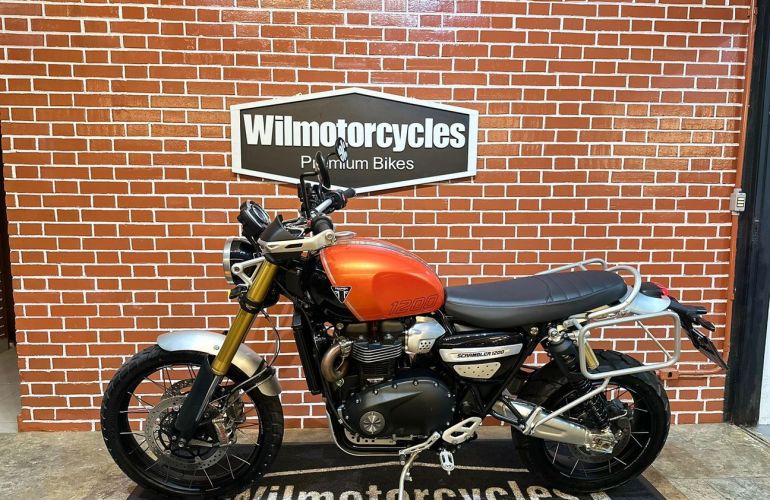 Triumph Bonneville Scrambler 1200 Xe - Foto #1