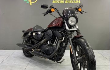 Harley-Davidson Sportster 1200 Custom