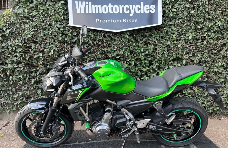 Kawasaki Z 650 (ABS) - Foto #1