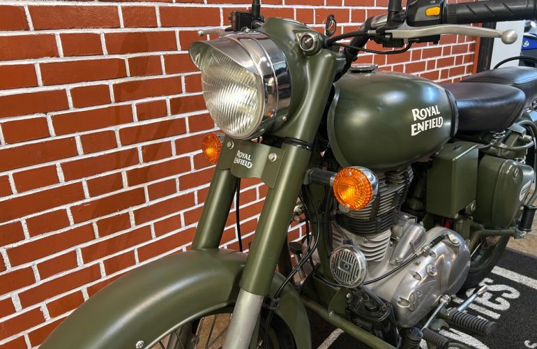 Royal Enfield Classic 500 - Foto #3