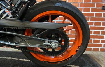 KTM Duke 390 Abs - Foto #9