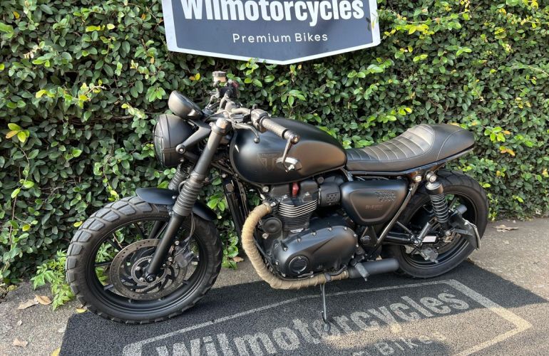 Triumph Street Twin - Foto #1