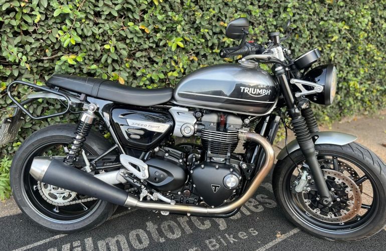 Triumph Speed Twin - Foto #7