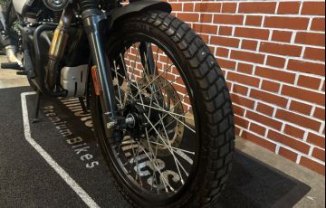 Royal Enfield Himalayan - Foto #10