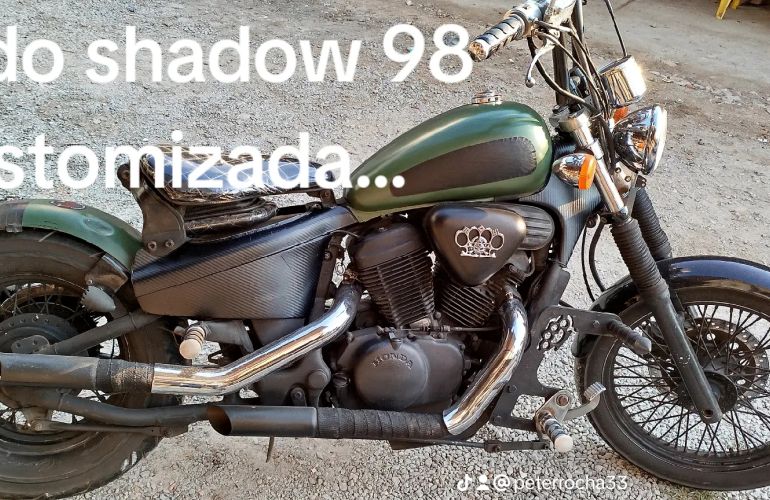 Honda VT 600 C Shadow - Foto #2