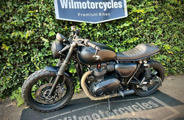 Triumph Street Twin - Foto #4