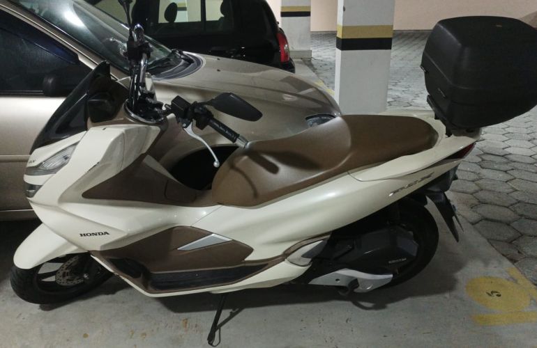 Honda Pcx 150 DLX - Foto #4