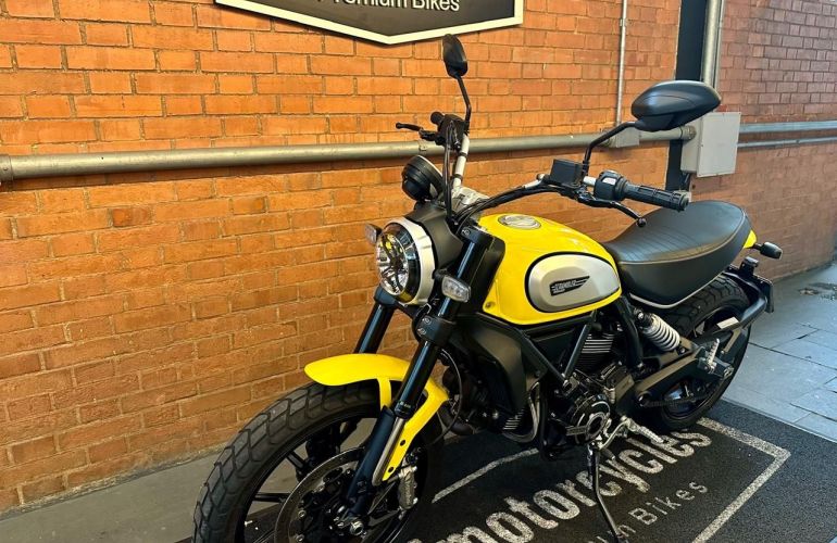 Ducati Scrambler Icon - Foto #3