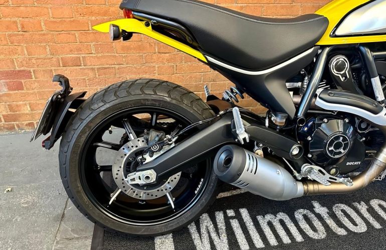 Ducati Scrambler Icon - Foto #10