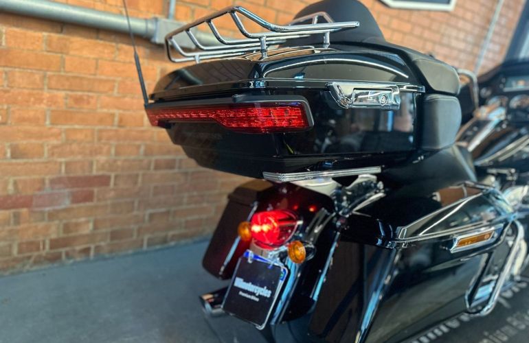 Harley-Davidson Road Glide Ultra - Foto #5