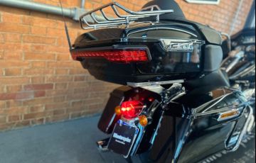 Harley-Davidson Road Glide Ultra - Foto #5