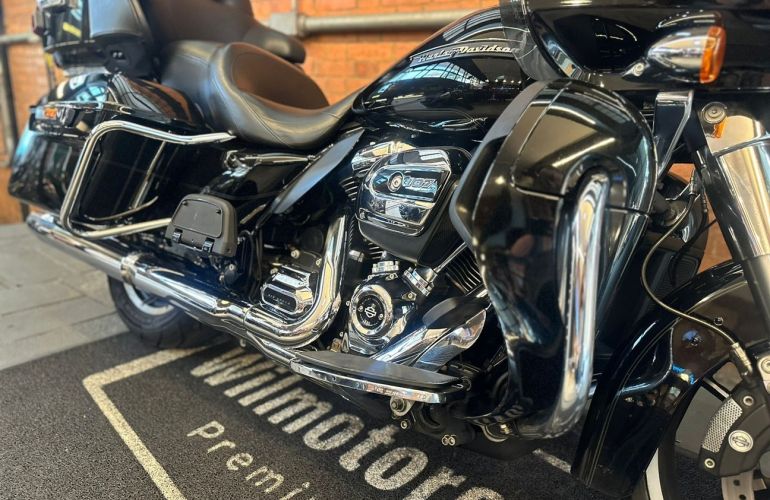 Harley-Davidson Road Glide Ultra - Foto #9