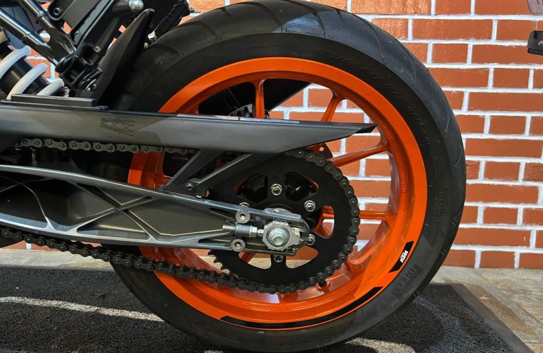 KTM Duke 390 Abs - Foto #9