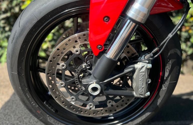 Ducati Monster 797 - Foto #10