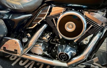 Harley-Davidson Road King Classic - Foto #10