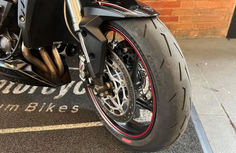 Triumph Street Triple 765 Rs - Foto #5