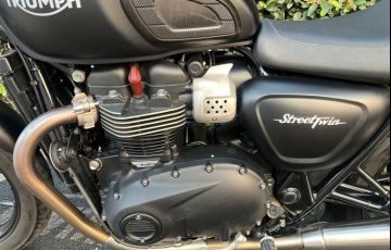 Triumph Street Twin - Foto #5