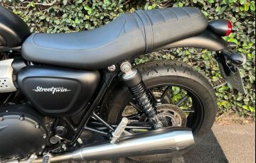 Triumph Street Twin - Foto #6