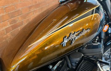 Harley-Davidson Sportster Xl 883 Custom - Foto #2