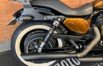 Harley-Davidson Sportster Xl 883 Custom - Foto #4