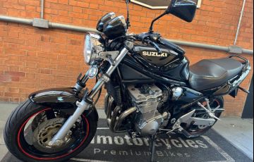 Triumph Bonneville T100 Black 900 - Foto #6